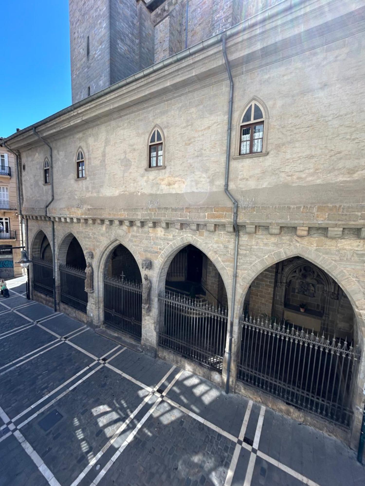 Travelers Rest Apartment Pamplona Bagian luar foto