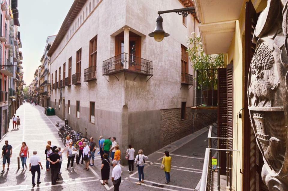 Travelers Rest Apartment Pamplona Bagian luar foto